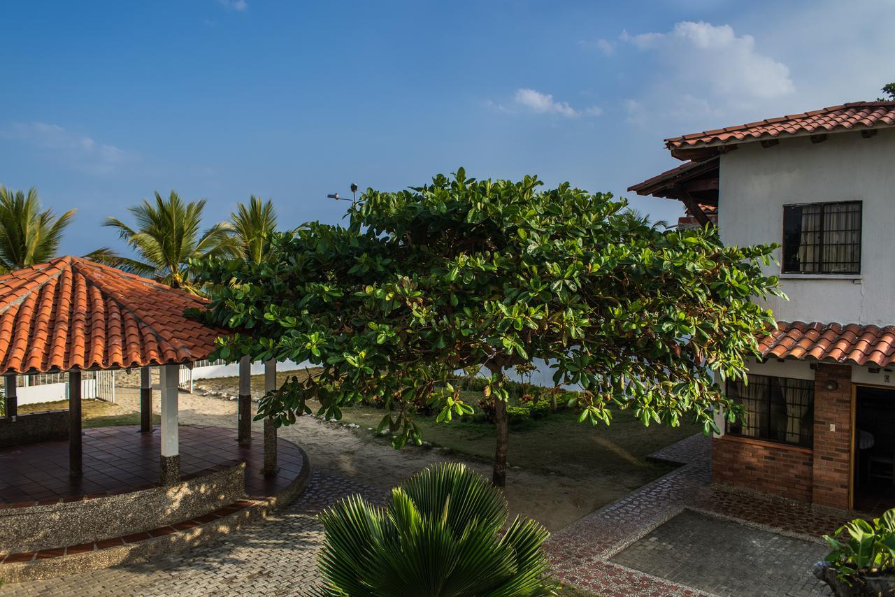 Cabana Covenas Villa Exterior photo